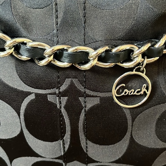 Coach Optic crossbody/shoulder bag like new black signature Fabric/leather - Picture 8 of 16